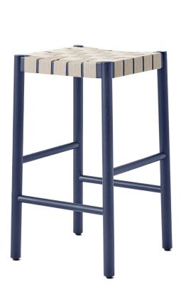 Blauer Betty Barhocker von Andtradition mit geflochtener Sitzfläche, ideal für Küche und Bar.